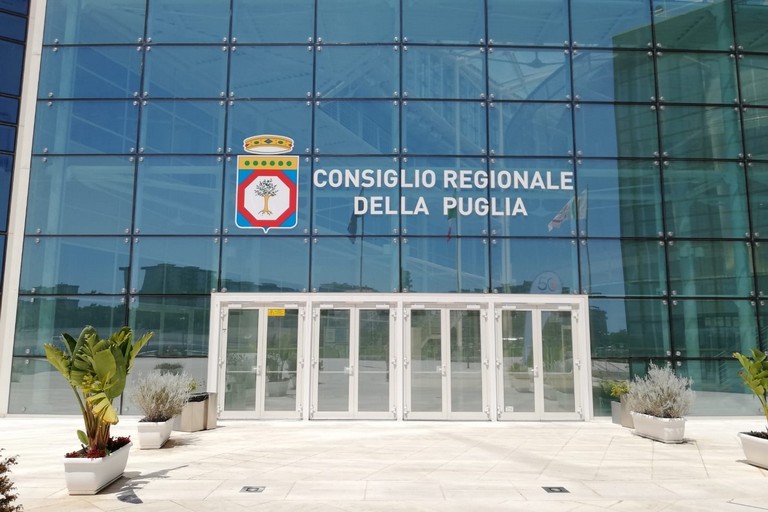 La storia del TFM ai consiglieri regionali&nbsp;pugliesi.